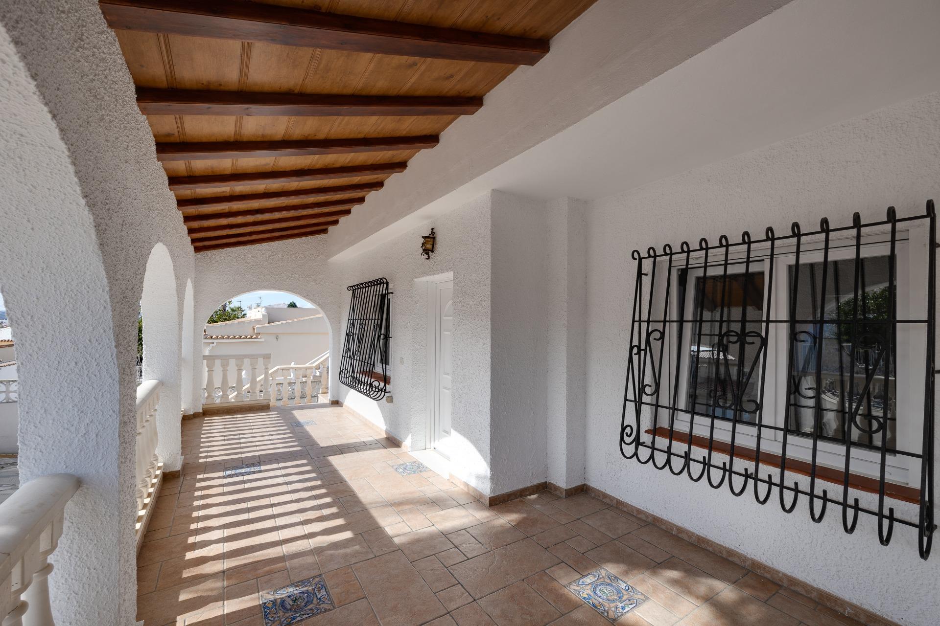 For sale - 3 Bedroom 3 Bathroom Villa in Torrevieja - La Siesta - El Salado - Torreta  - Alicante