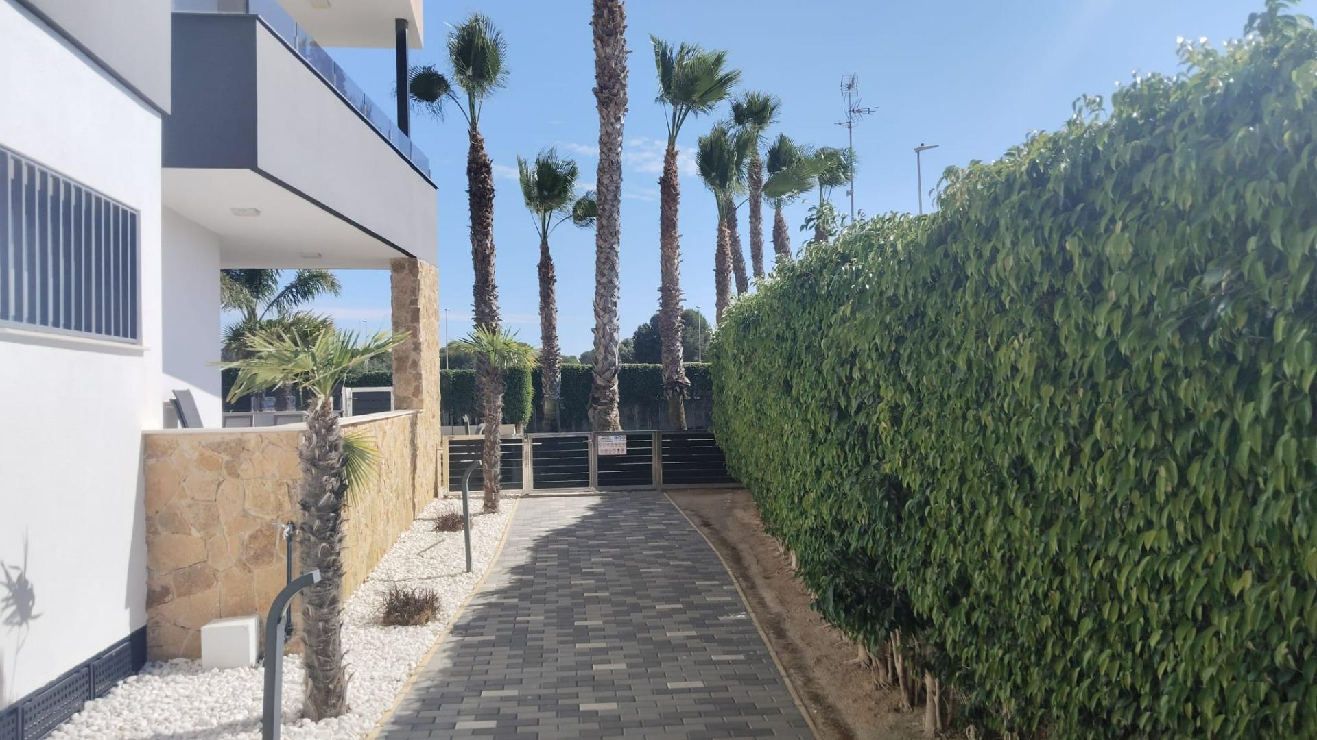 For sale - 2 Bedroom 2 Bathroom Apartment in Orihuela Costa - Pau 8  - Alicante