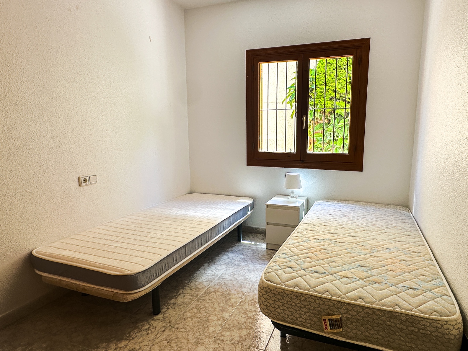 For sale - 2 Bedroom 1 Bathroom Bungalow in Orihuela Costa - Costa Blanca  - Alicante