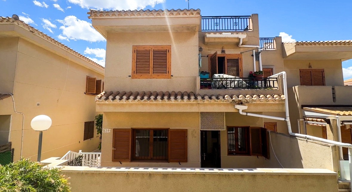 For sale - 2 Bedroom 1 Bathroom Bungalow in Orihuela Costa - Costa Blanca  - Alicante