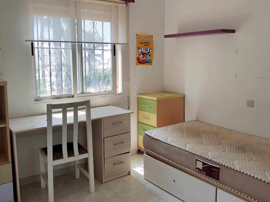 For sale - 3 Bedroom 1 Bathroom Duplex in Torrevieja - Carrefour  - Alicante