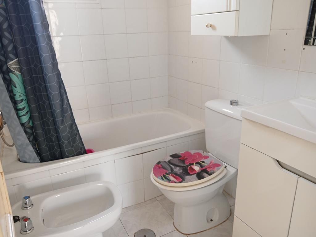For sale - 3 Bedroom 1 Bathroom Duplex in Torrevieja - Carrefour  - Alicante