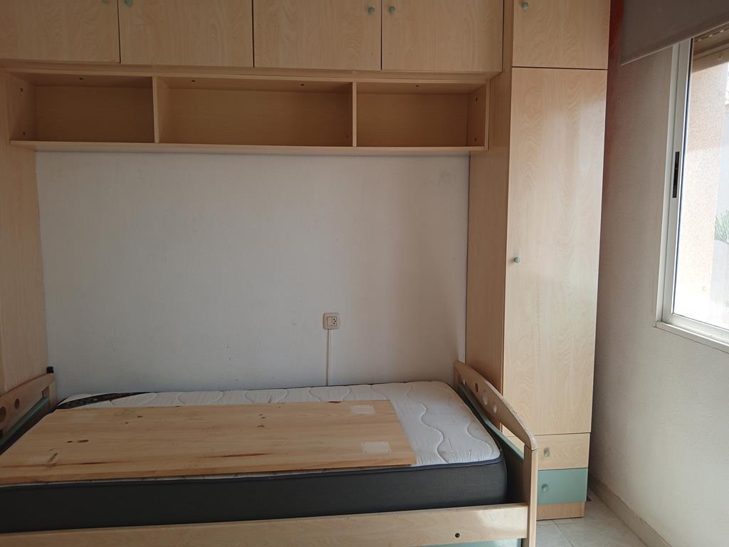 For sale - 3 Bedroom 1 Bathroom Duplex in Torrevieja - Carrefour  - Alicante