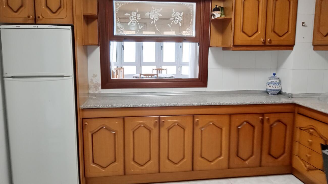 For sale - 3 Bedroom 2 Bathroom Apartment in Torrevieja - PLAYA LOS LOCOS  - Alicante