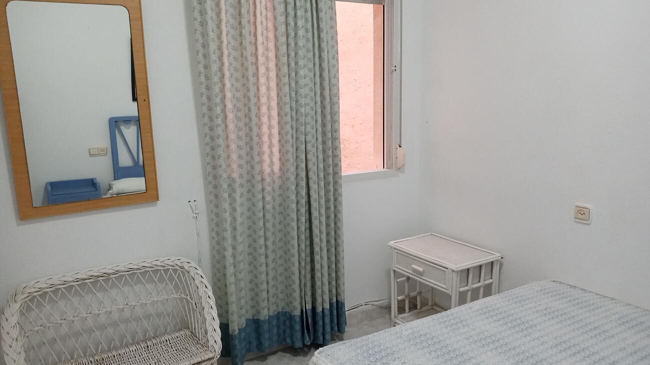 For sale - 3 Bedroom 2 Bathroom Apartment in Torrevieja - PLAYA LOS LOCOS  - Alicante