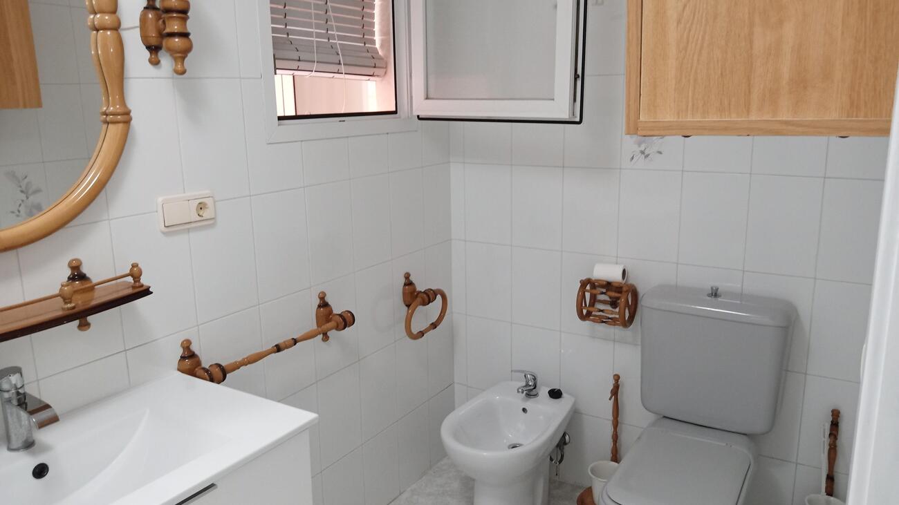 For sale - 3 Bedroom 2 Bathroom Apartment in Torrevieja - PLAYA LOS LOCOS  - Alicante