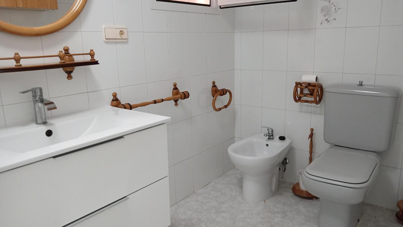 For sale - 3 Bedroom 2 Bathroom Apartment in Torrevieja - PLAYA LOS LOCOS  - Alicante