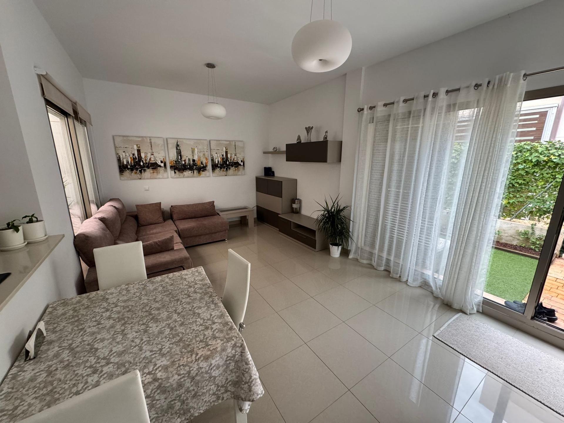 For sale - 3 Bedroom 3 Bathroom Town House in Torrevieja - Punta Prima  - Alicante