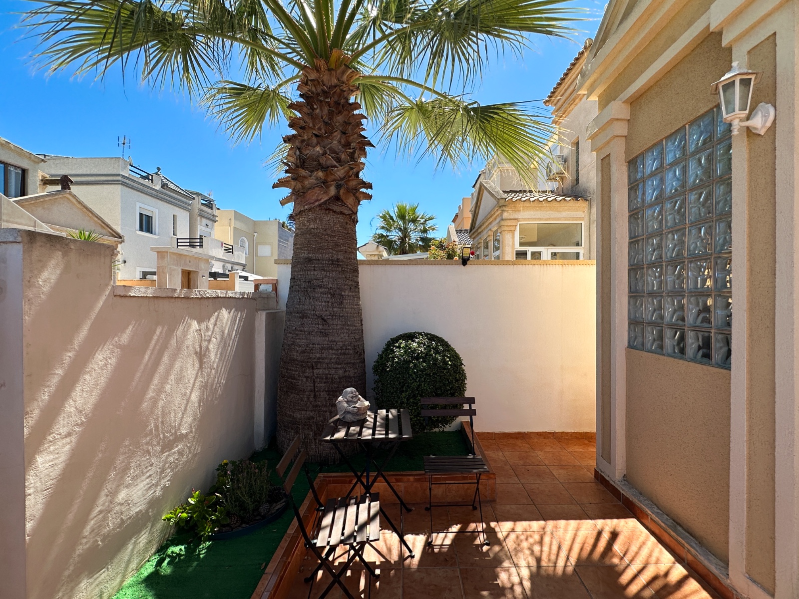 For sale - 3 Bedroom 2 Bathroom Villa in Torrevieja - Costa Blanca  - Alicante