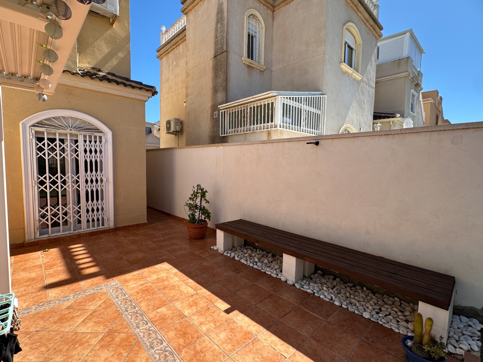 For sale - 3 Bedroom 2 Bathroom Villa in Torrevieja - Costa Blanca  - Alicante