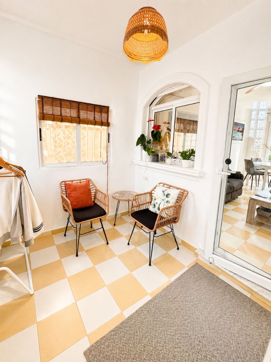 For sale - 3 Bedroom 2 Bathroom Villa in Torrevieja - Costa Blanca  - Alicante