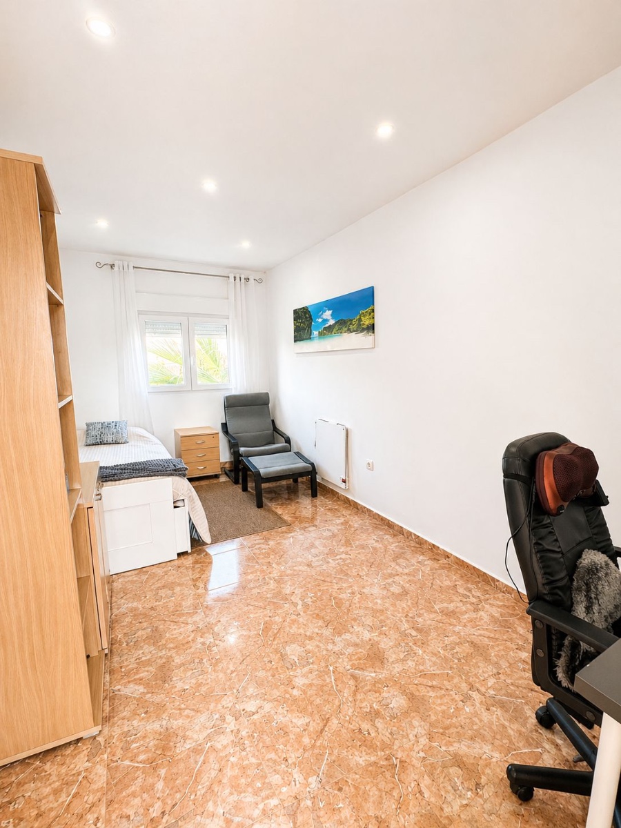 For sale - 3 Bedroom 2 Bathroom Villa in Torrevieja - Costa Blanca  - Alicante
