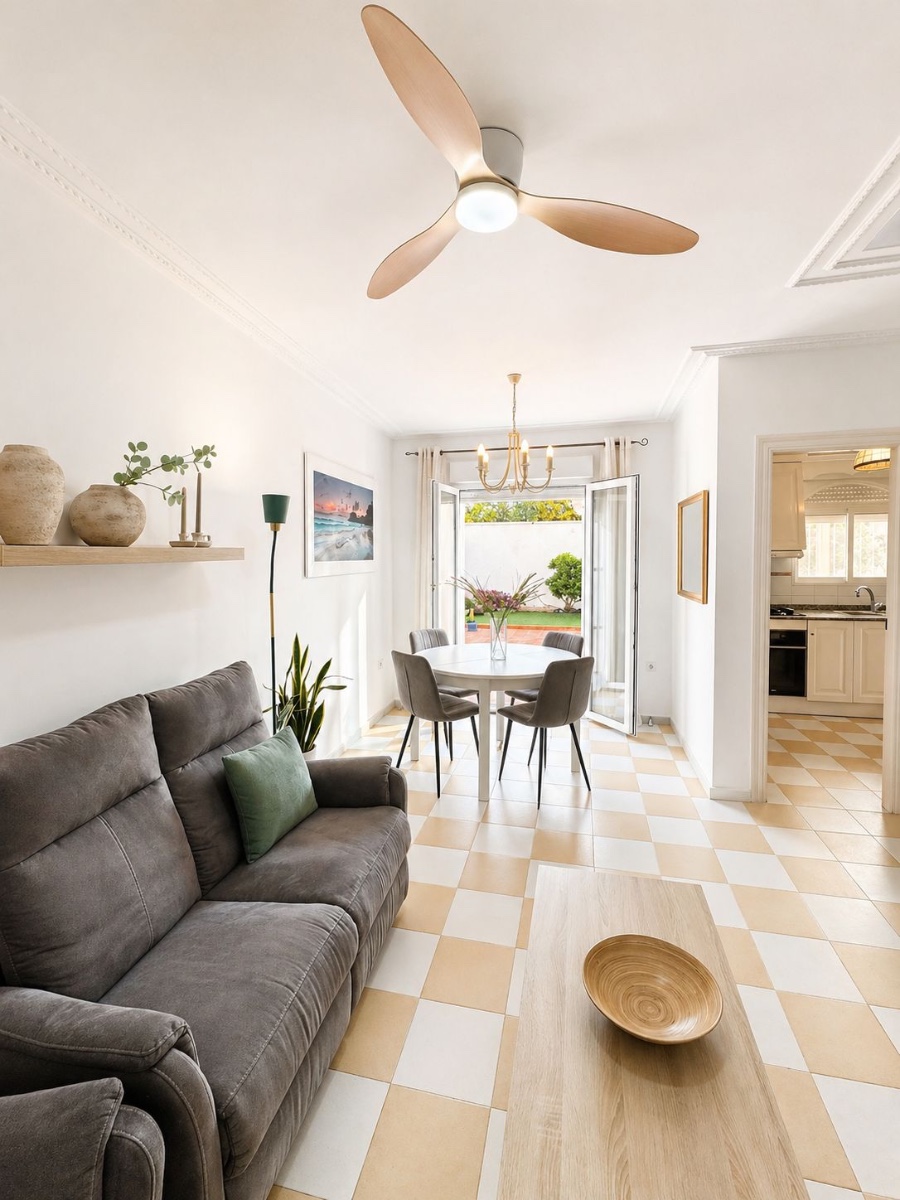 For sale - 3 Bedroom 2 Bathroom Villa in Torrevieja - Costa Blanca  - Alicante