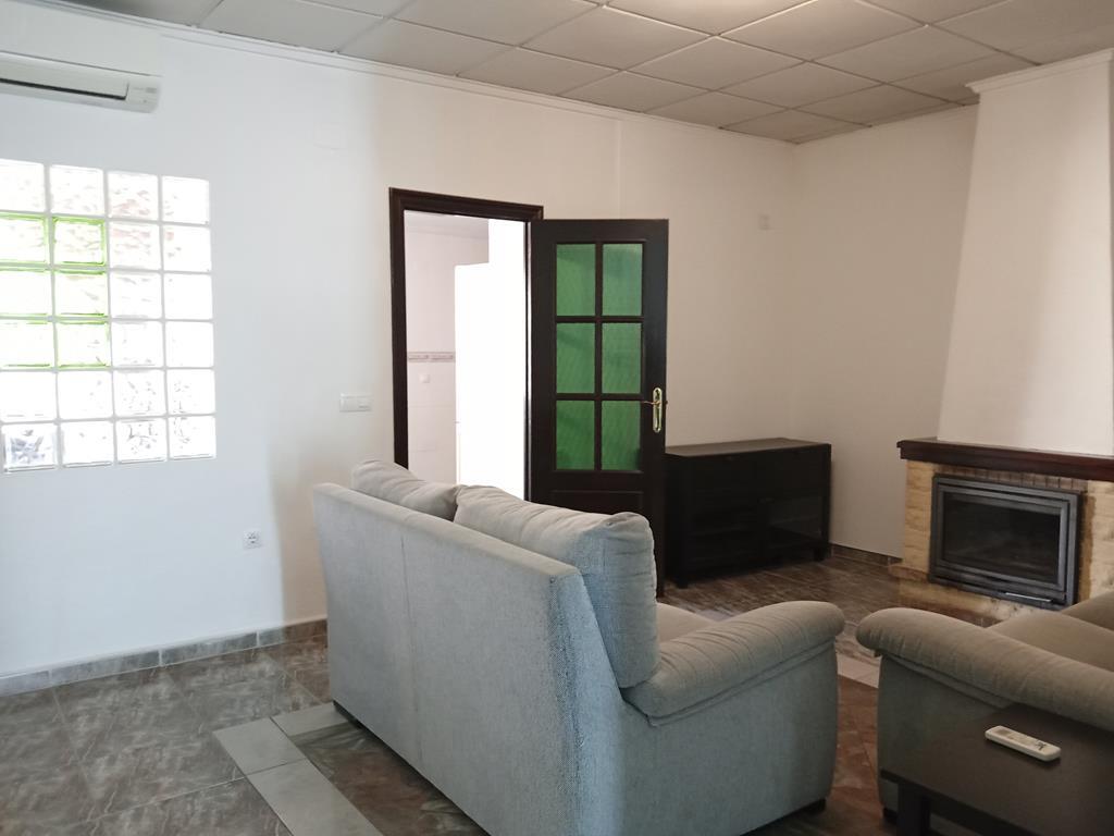 For sale - 4 Bedroom 3 Bathroom Semi Detached in Los Montesinos - PUEBLO CENTRO  - Alicante