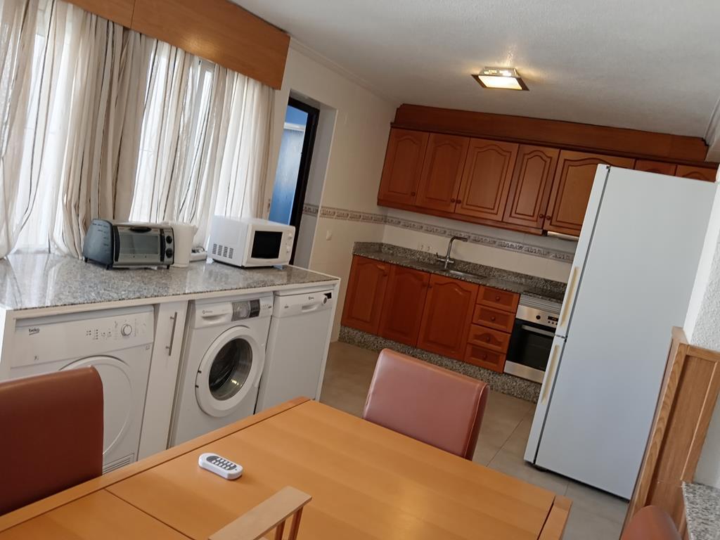 For sale - 4 Bedroom 3 Bathroom Semi Detached in Los Montesinos - PUEBLO CENTRO  - Alicante