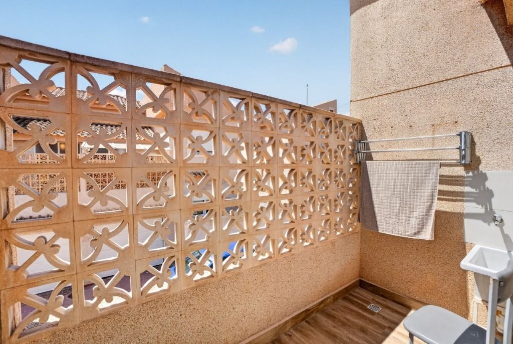 For sale - 3 Bedroom 2 Bathroom Town House in Torrevieja - Cabo Cervera  - Alicante