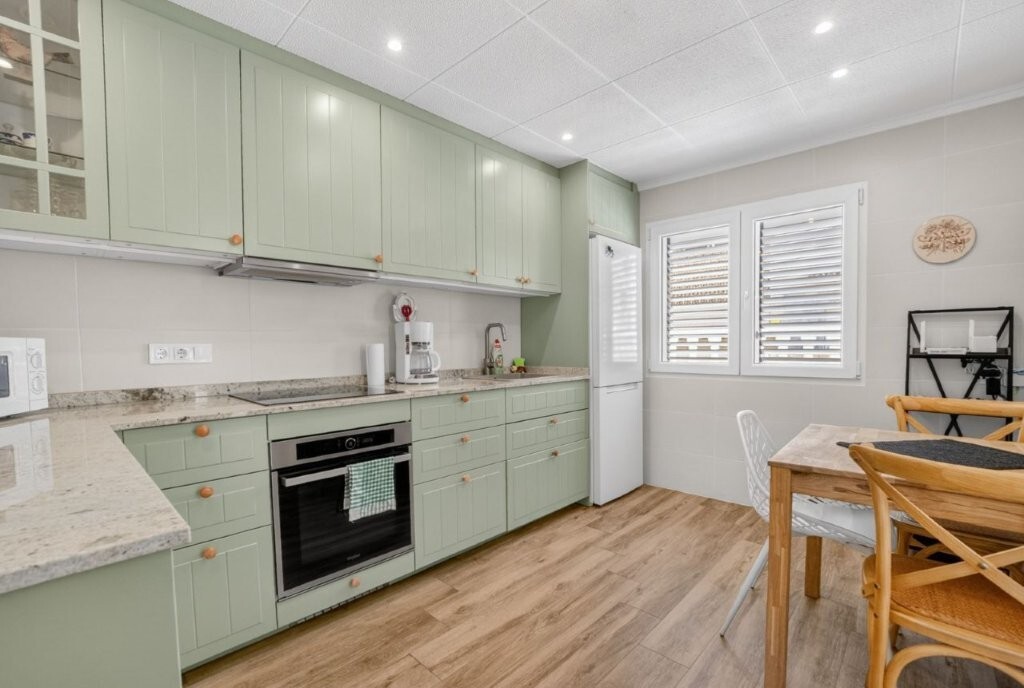 For sale - 3 Bedroom 2 Bathroom Town House in Torrevieja - Cabo Cervera  - Alicante