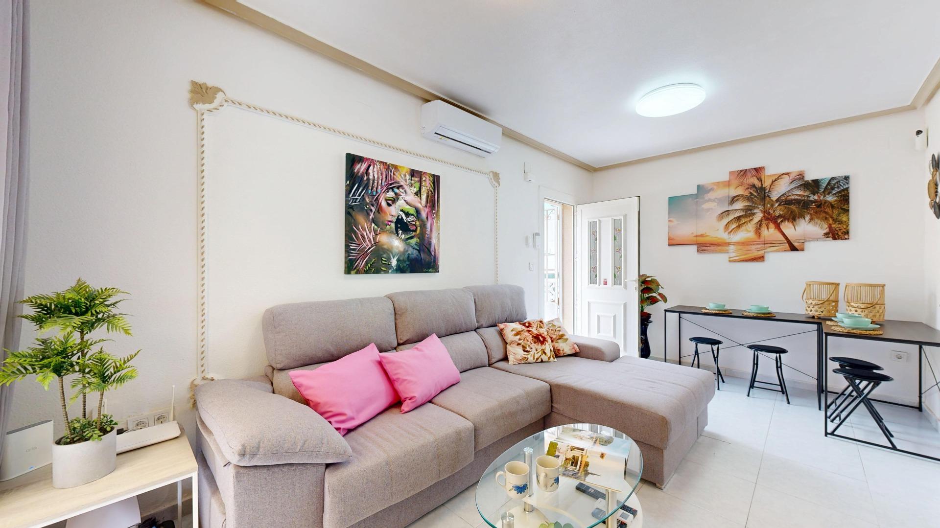 For sale - 3 Bedroom 2 Bathroom Semi Detached in San Miguel de Salinas - 03193  - Alicante