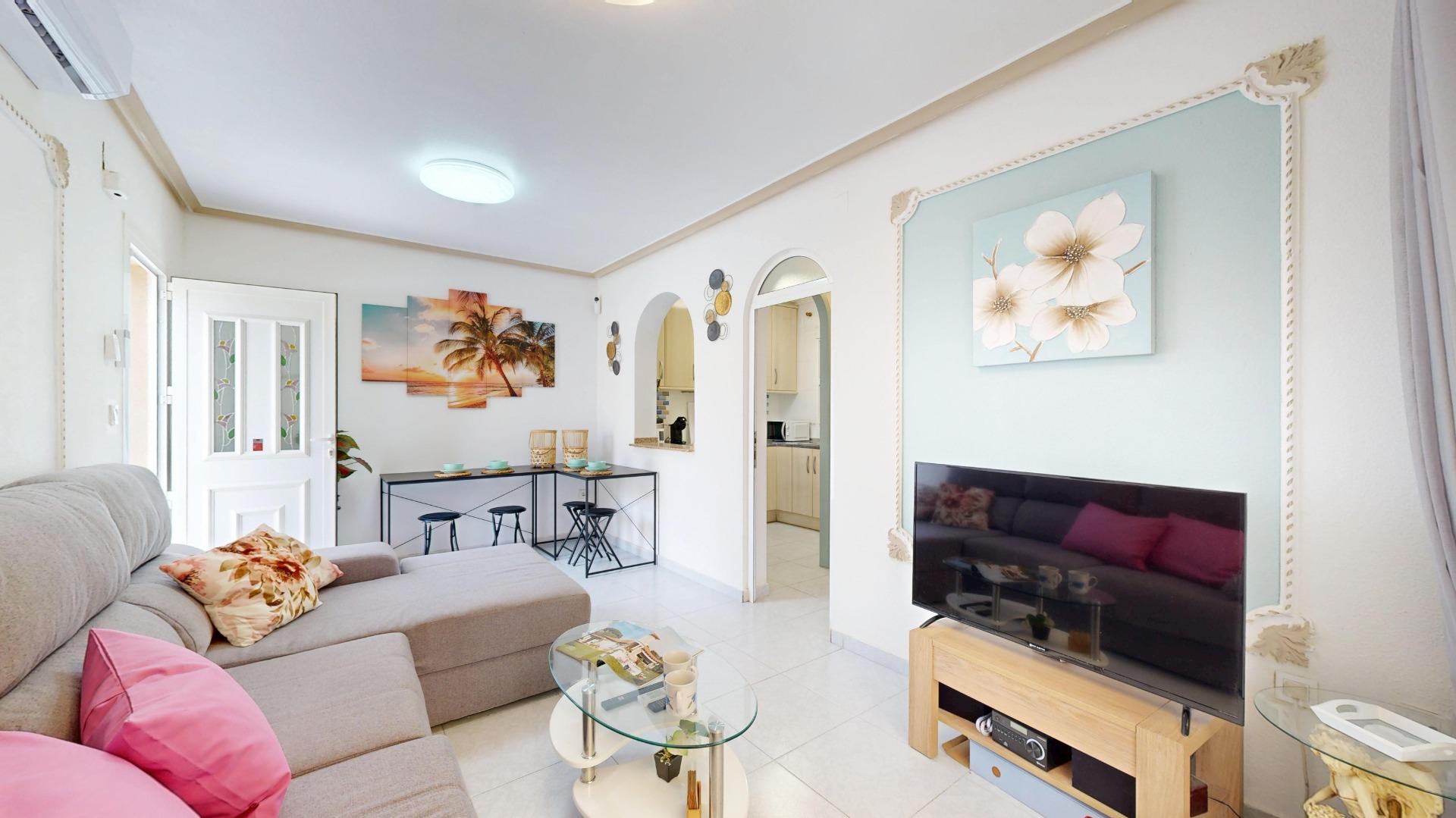 For sale - 3 Bedroom 2 Bathroom Semi Detached in San Miguel de Salinas - 03193  - Alicante