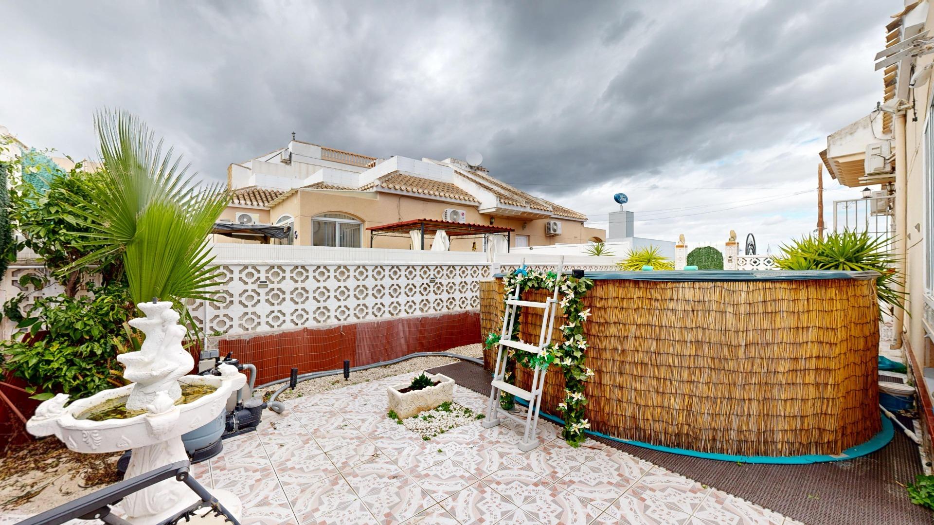 For sale - 3 Bedroom 2 Bathroom Semi Detached in San Miguel de Salinas - 03193  - Alicante