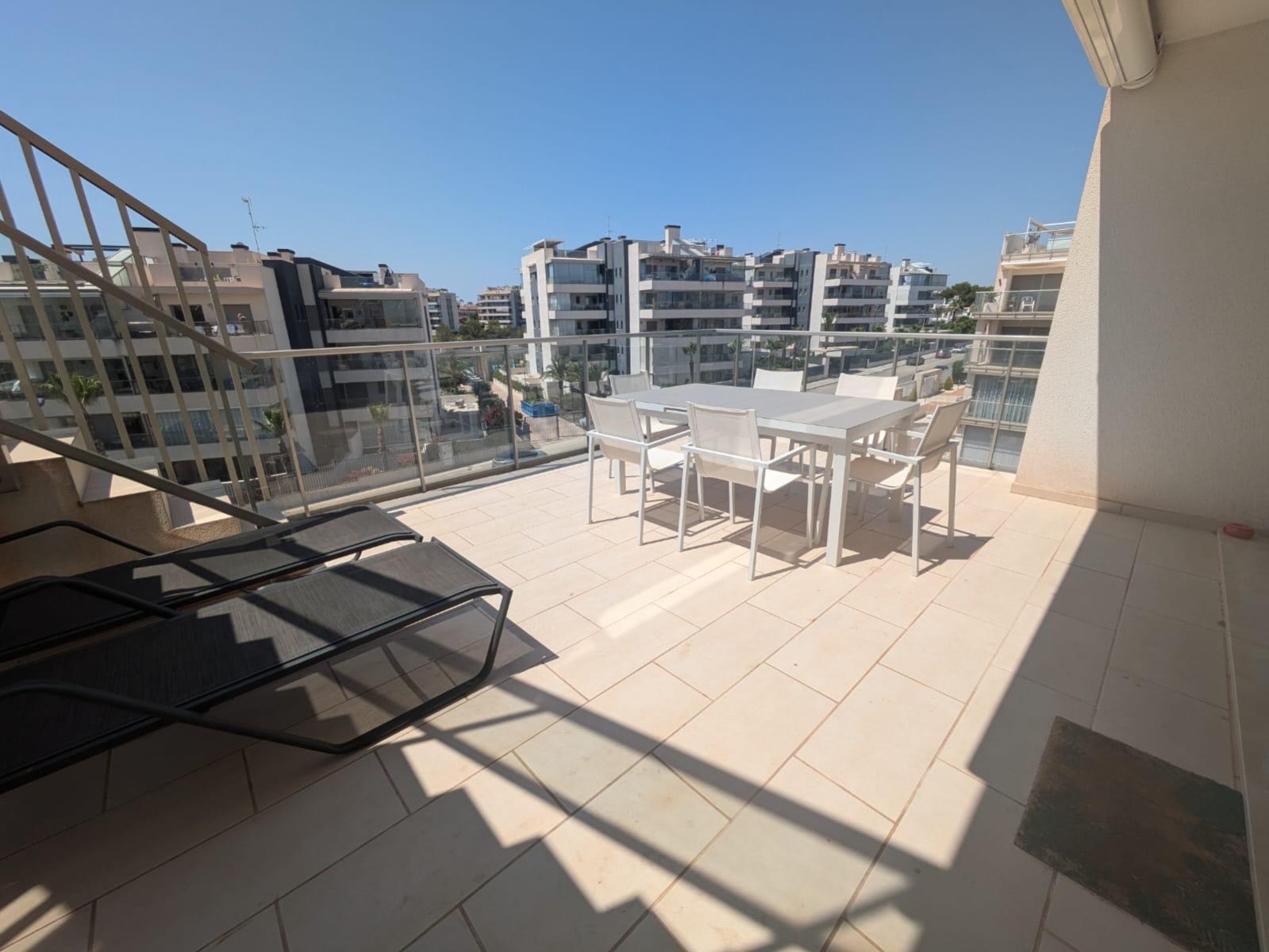 For sale - 3 Bedroom 2 Bathroom Penthouse in Villamartin - Costa Blanca  - Alicante
