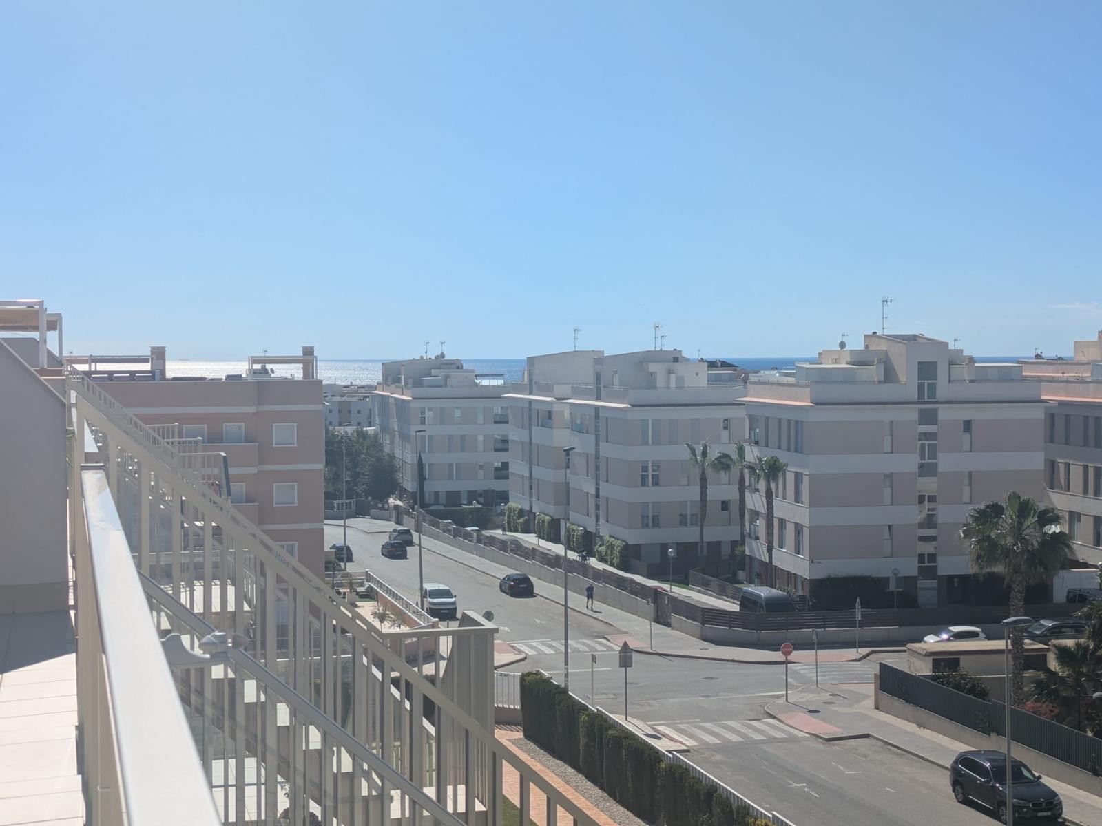 For sale - 3 Bedroom 2 Bathroom Penthouse in Villamartin - Costa Blanca  - Alicante