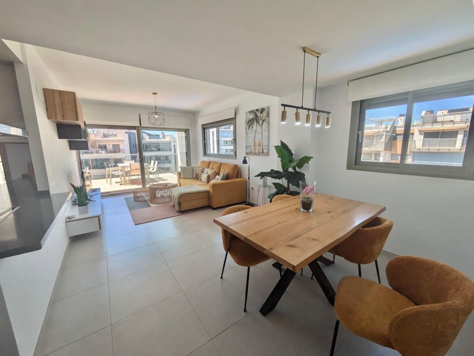 For sale - 3 Bedroom 2 Bathroom Penthouse in Villamartin - Costa Blanca  - Alicante