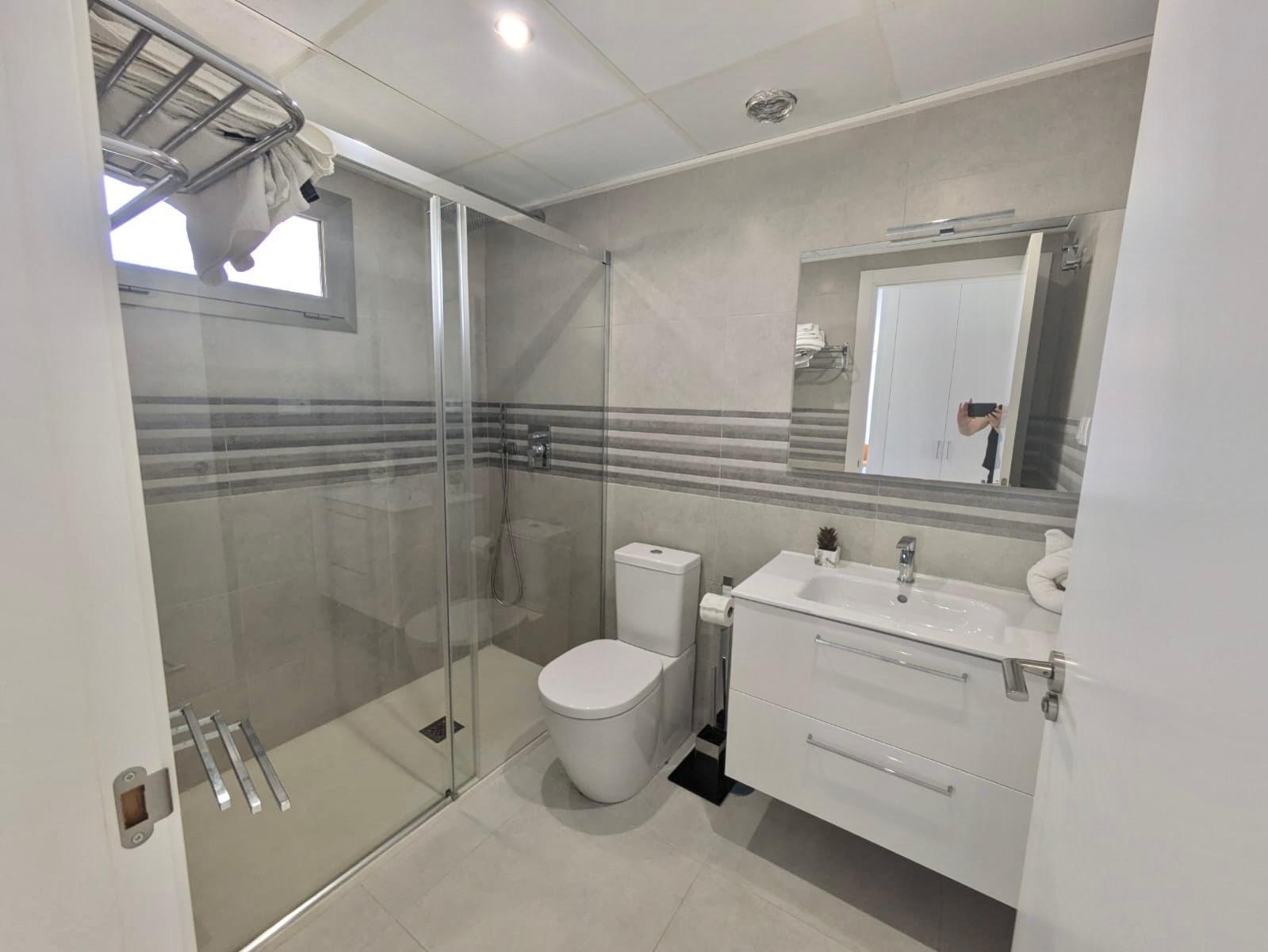 For sale - 3 Bedroom 2 Bathroom Penthouse in Villamartin - Costa Blanca  - Alicante