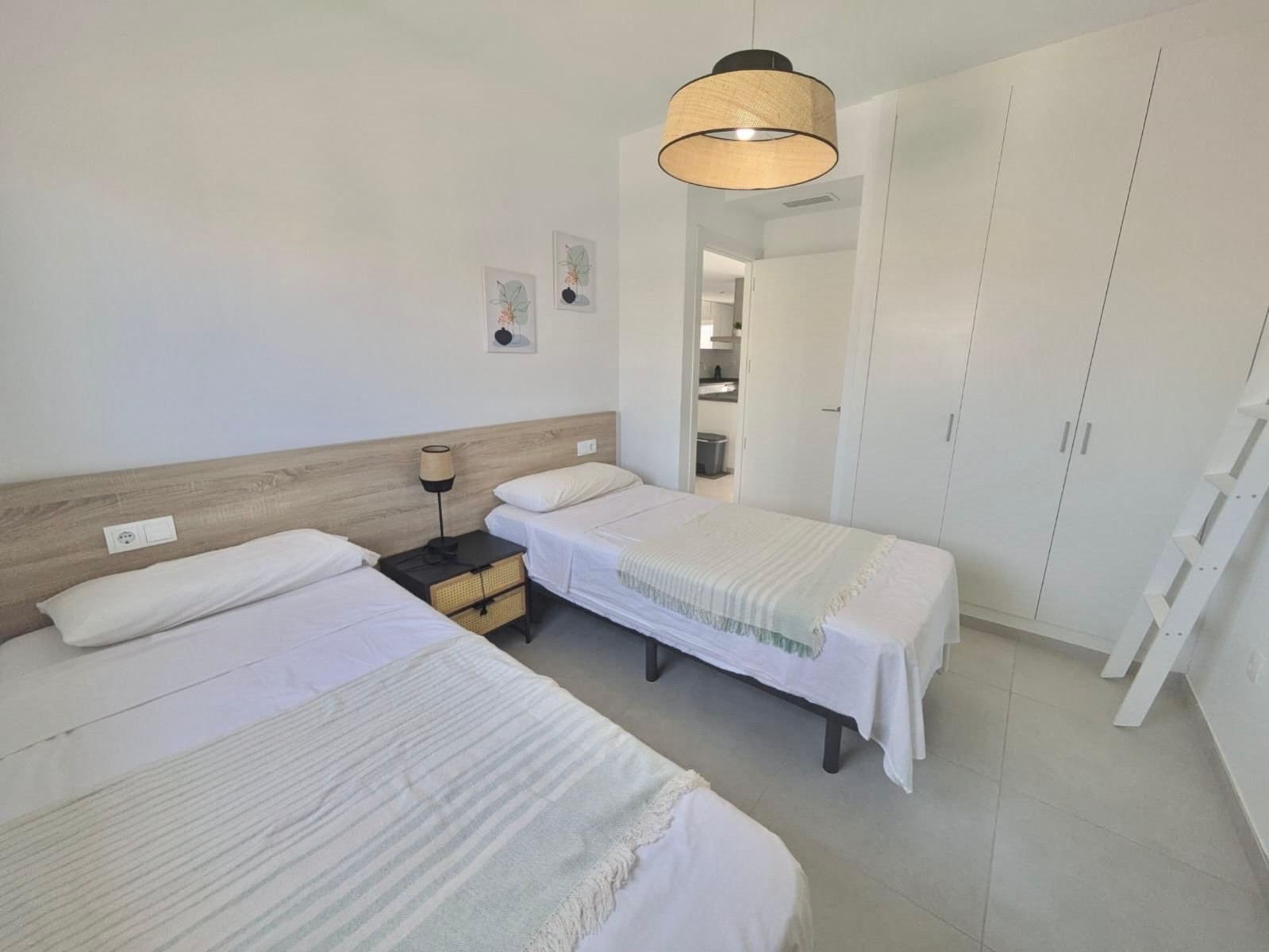 For sale - 3 Bedroom 2 Bathroom Penthouse in Villamartin - Costa Blanca  - Alicante