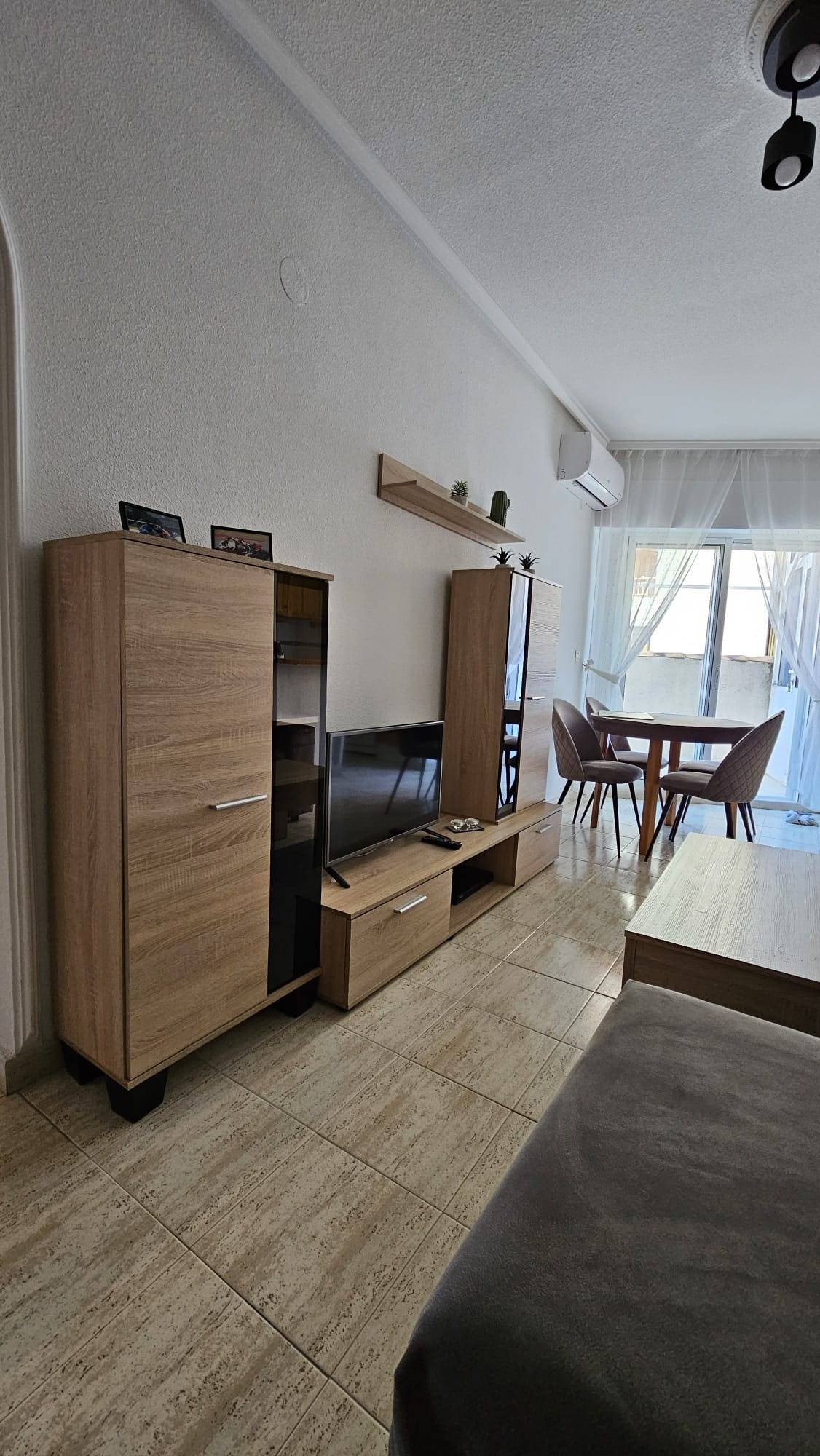 For sale - 3 Bedroom 1 Bathroom Penthouse in Torrevieja - Acequion  - Alicante