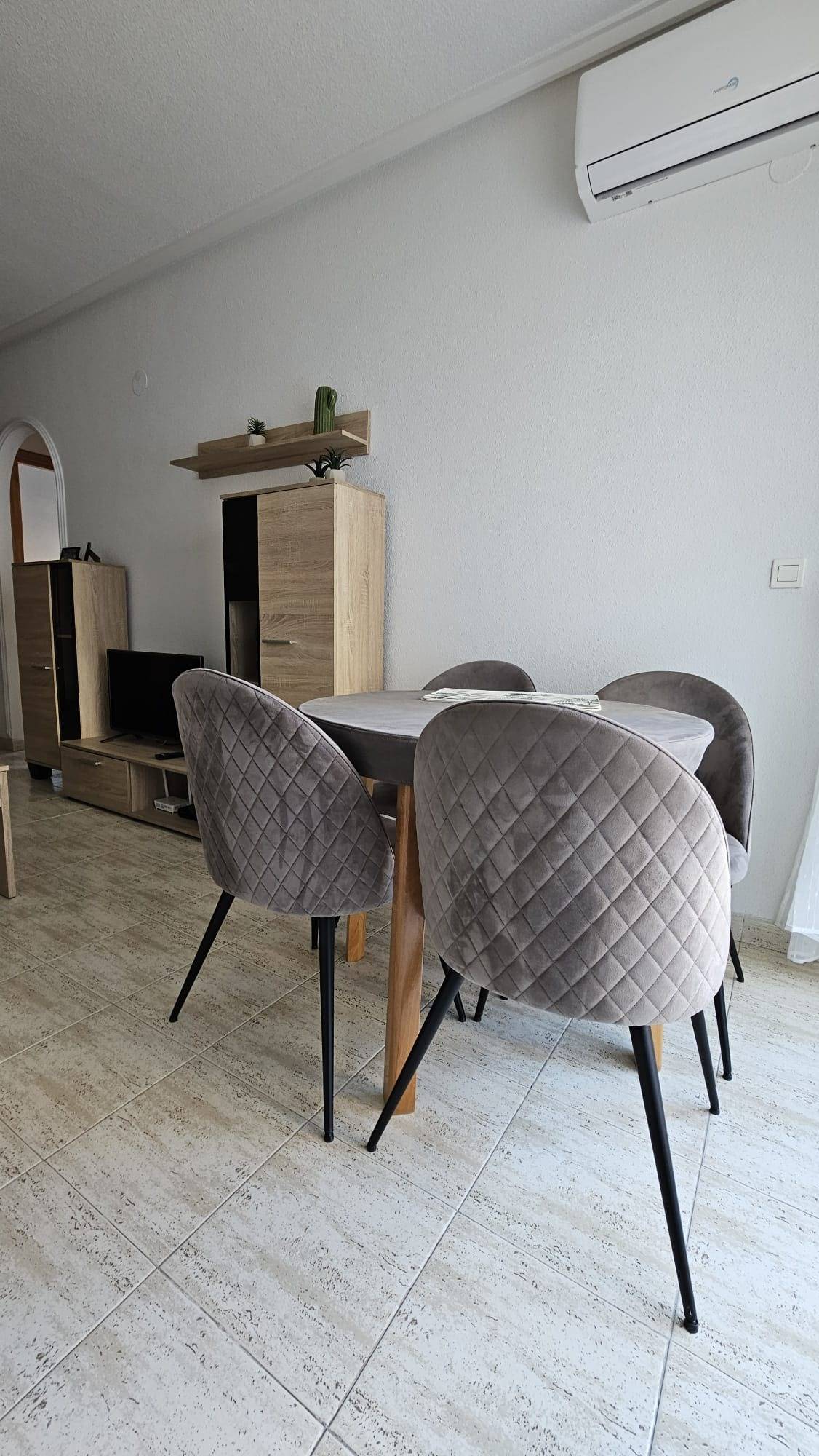 For sale - 3 Bedroom 1 Bathroom Penthouse in Torrevieja - Acequion  - Alicante