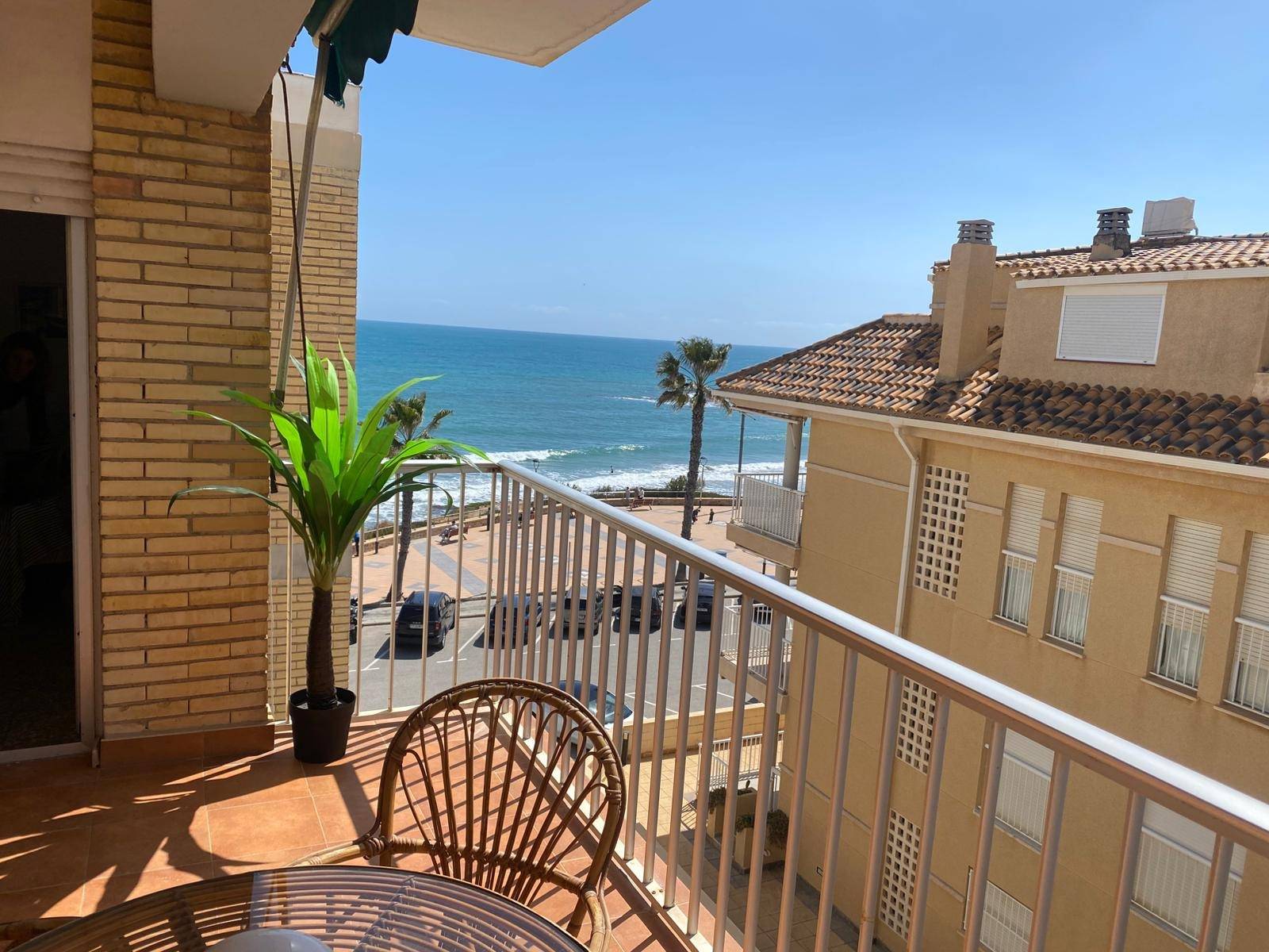 For sale - 3 Bedroom 1 Bathroom Apartment in Pilar de La Horadada - La Torre De La Horadada  - Alicante