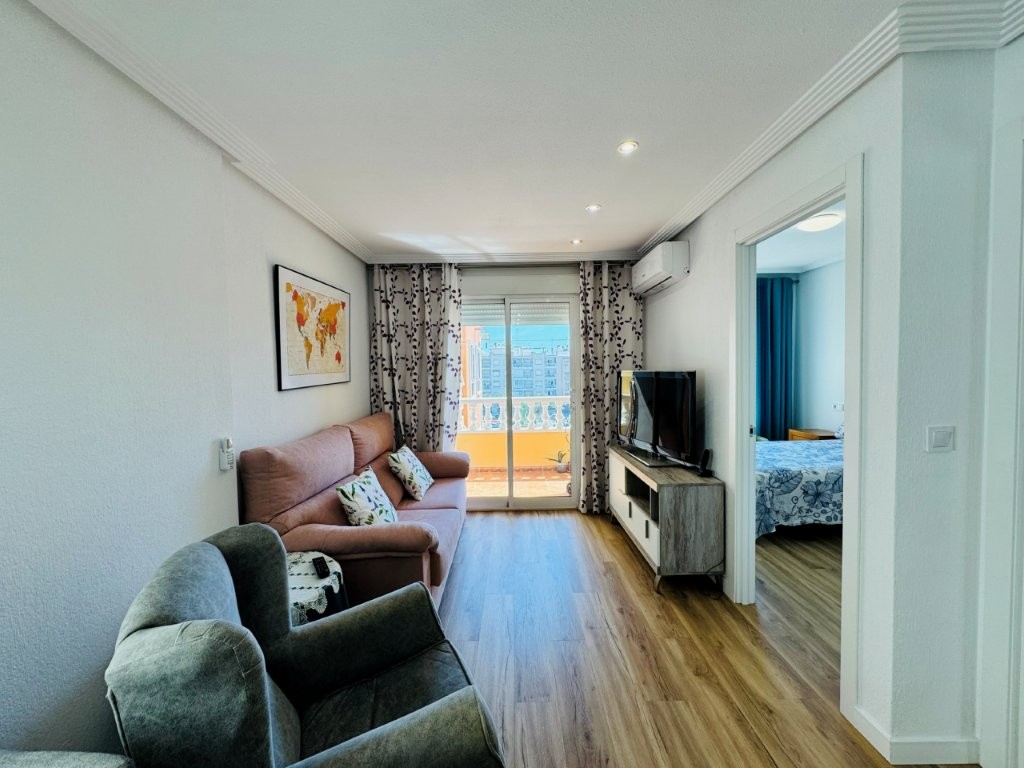 For sale - 2 Bedroom 1 Bathroom Apartment in Guardamar del Segura - Costa Blanca  - Alicante