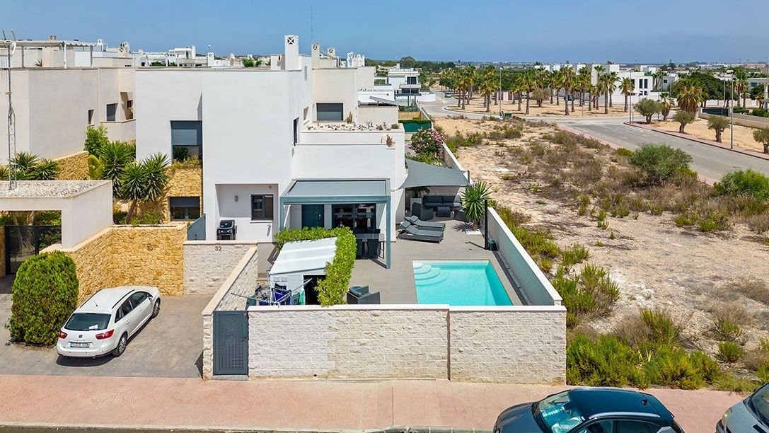 For sale - 3 Bedroom 2 Bathroom Villa in Ciudad Quesada - Costa Blanca  - Alicante