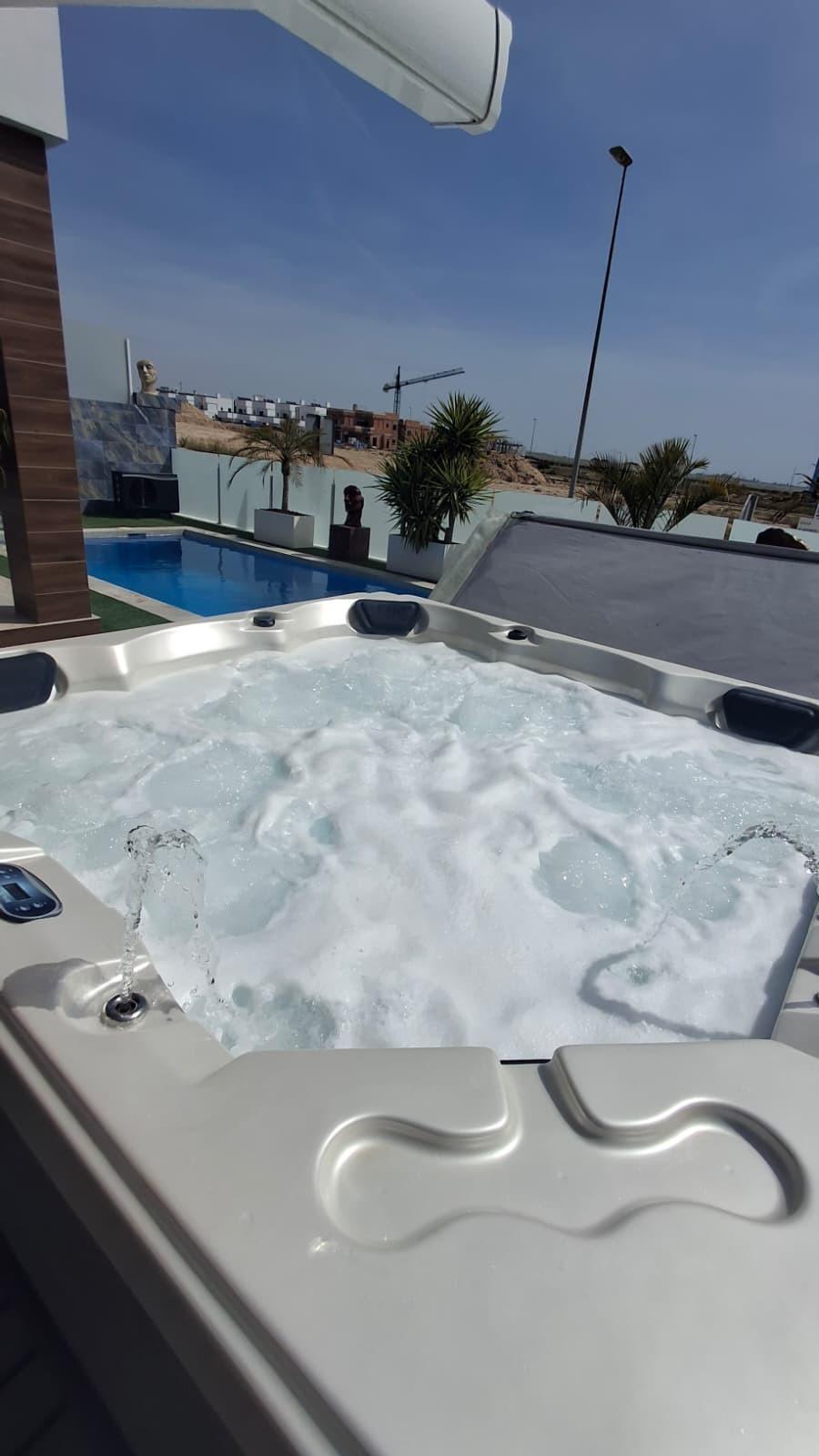 For sale - 3 Bedroom 3 Bathroom Town House in Orihuela - Desamparados-hurchillo-torremendo  - Alicante