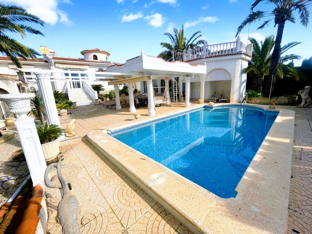 For sale - 3 Bedroom 2 Bathroom Villa in Ciudad Quesada - Costa Blanca  - Alicante