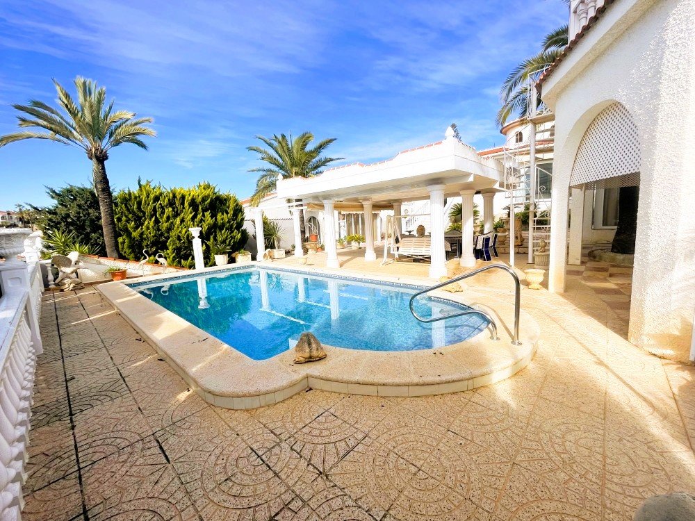 For sale - 3 Bedroom 2 Bathroom Villa in Ciudad Quesada - Costa Blanca  - Alicante