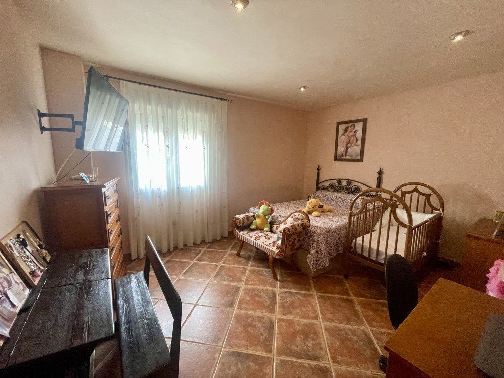 For sale - 5 Bedroom 3 Bathroom Villa in Formentera del Segura - Costa Blanca  - Alicante