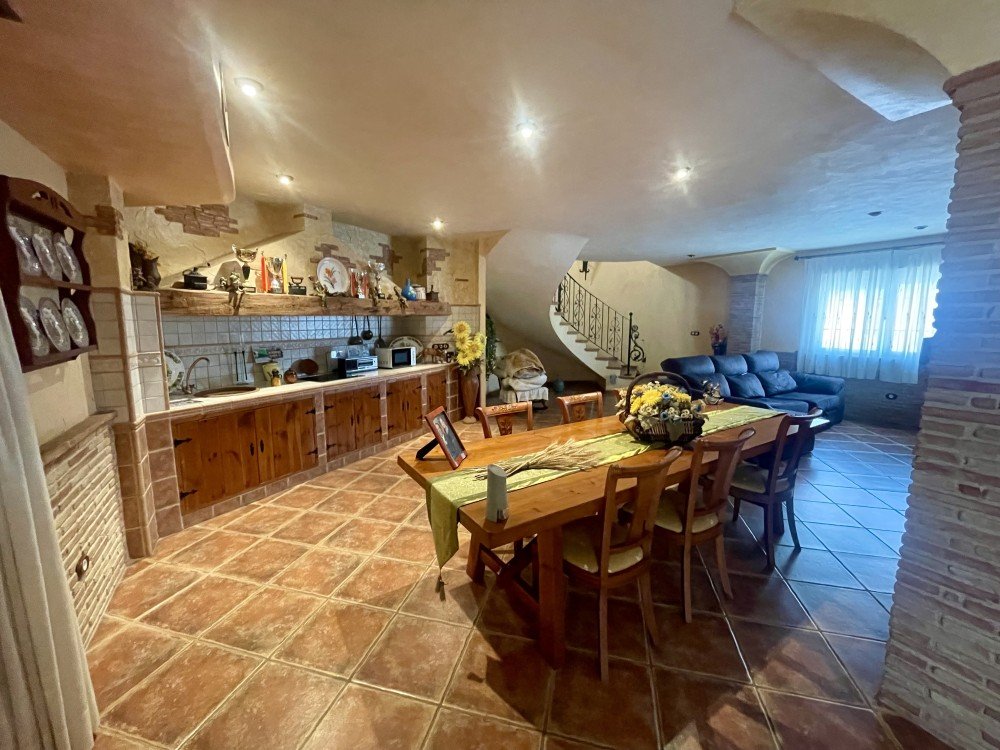 For sale - 5 Bedroom 3 Bathroom Villa in Formentera del Segura - Costa Blanca  - Alicante
