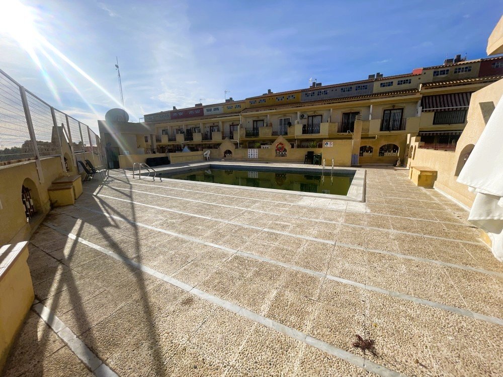 For sale - 3 Bedroom 3 Bathroom Town House in Playa Flamenca - Costa Blanca  - Alicante