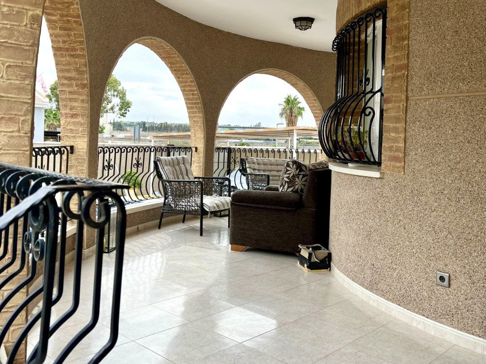 For sale - 3 Bedroom 3 Bathroom Villa in Benijofar - Costa Blanca  - Alicante