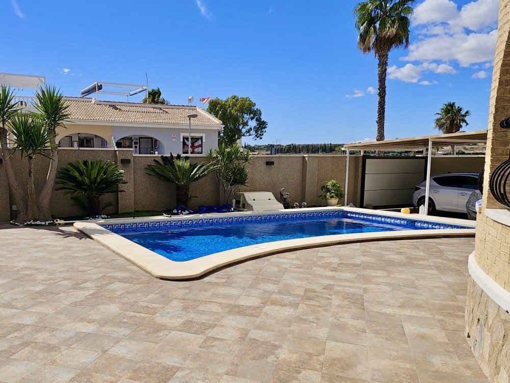 For sale - 3 Bedroom 3 Bathroom Villa in Benijofar - Costa Blanca  - Alicante