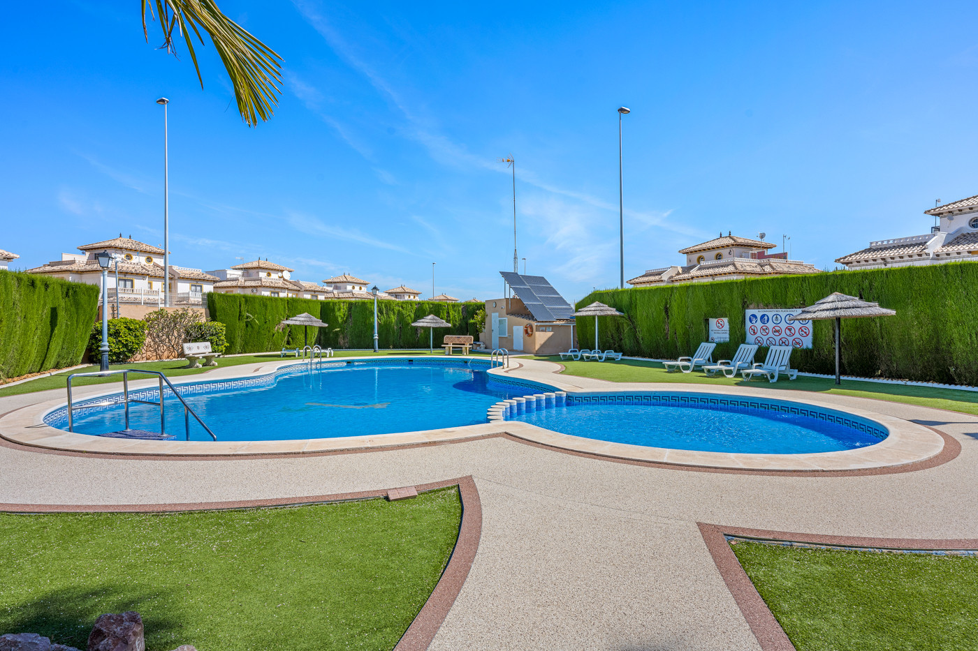 For sale - 2 Bedroom 2 Bathroom Quad House in Cabo Roig - Costa Blanca  - Alicante