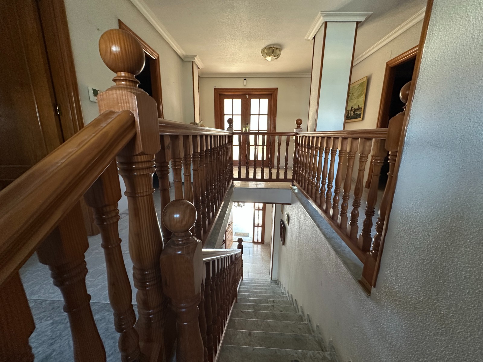 For sale - 8 Bedroom 4 Bathroom Villa in Torrevieja - Costa Blanca  - Alicante