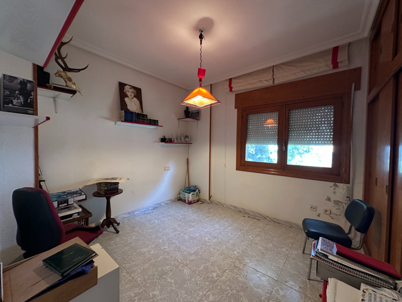 For sale - 8 Bedroom 4 Bathroom Villa in Torrevieja - Costa Blanca  - Alicante