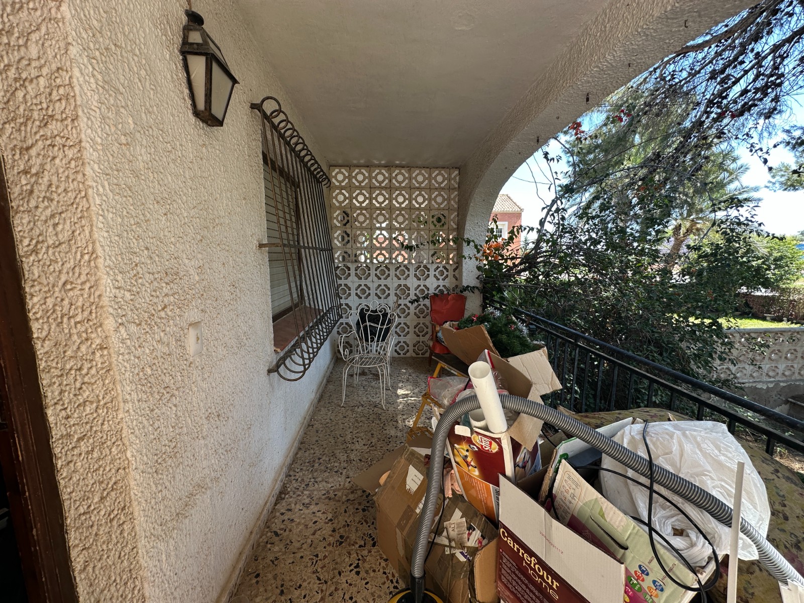 For sale - 8 Bedroom 4 Bathroom Villa in Torrevieja - Costa Blanca  - Alicante