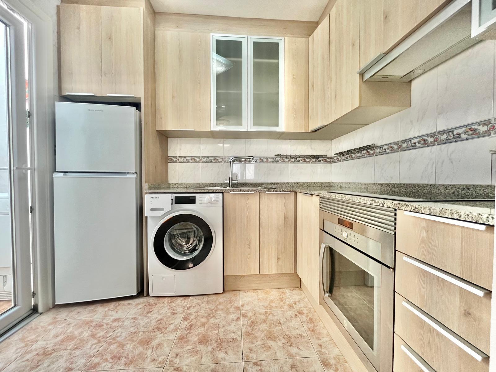 For sale - 3 Bedroom 1 Bathroom Quad House in Playa Flamenca  - Playa Flamenca  - Alicante