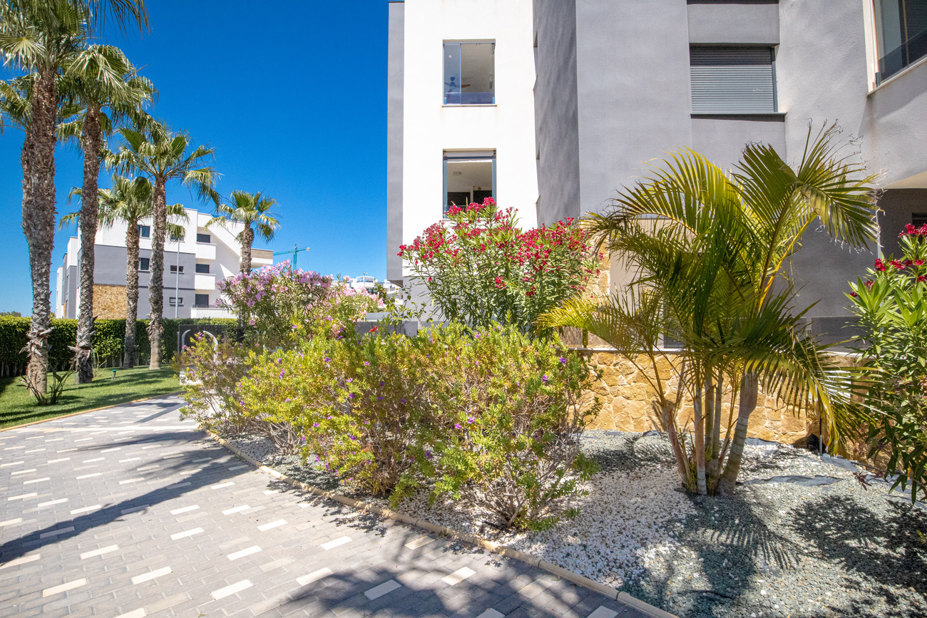 For sale - 3 Bedroom 2 Bathroom Penthouse Penthouse in Los Altos - AMANECER  - Alicante