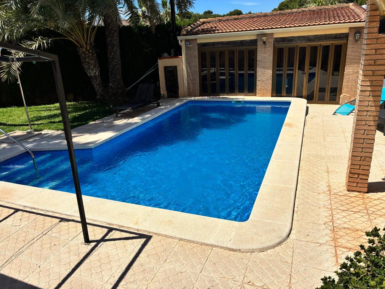 For sale - 4 Bedroom 3 Bathroom Villa in Los Balcones - Costa Blanca  - Alicante