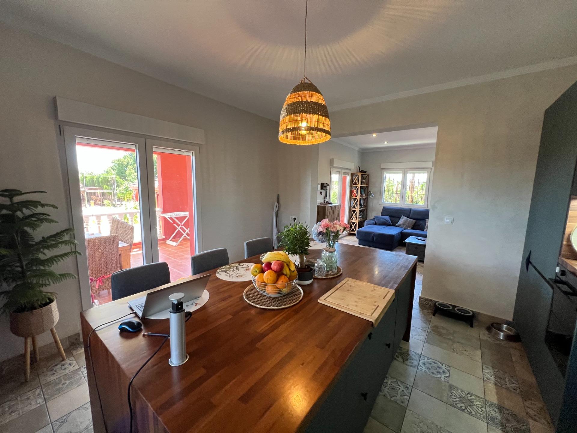 For sale - 4 Bedroom 1 Bathroom Finca in Dolores - Comunidad Valenciana  - Alicante
